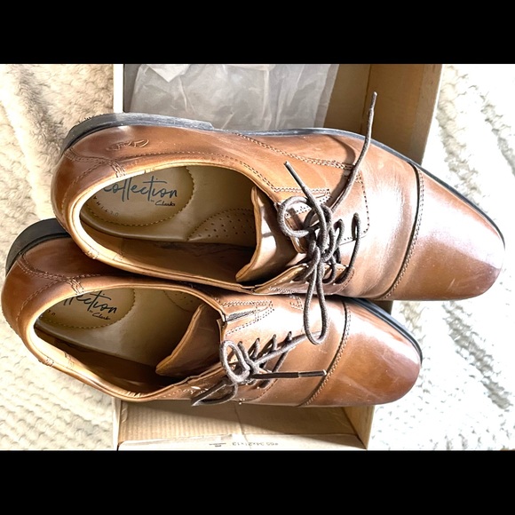 Clarks Ultimate Comfort Collection Size 10 in Original Box Worn Once - Picture 4 of 5